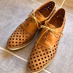 Aquatalia chestnut perforated leather oxford